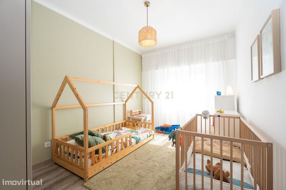 ** Espectacular Apartamento T2 Perto Do Metro De Odivelas **