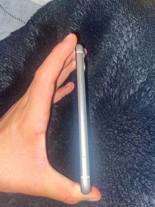 zamienie IPHONE 11