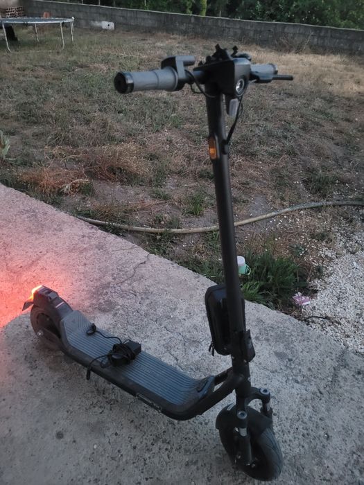 Trotinete elétrica niu
