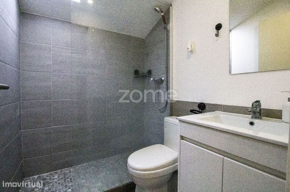 Apartamento T1 (Sotão)