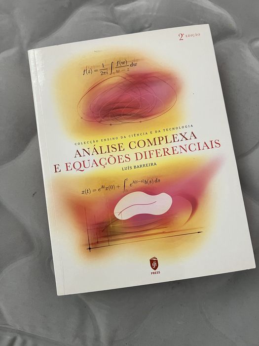 Livro do Instituto Superior Técnico