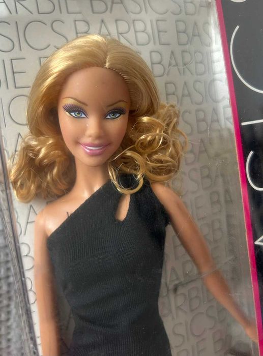 Кукла Барби Barbie Basics Mоdel №06 Сollection 001 2009 год