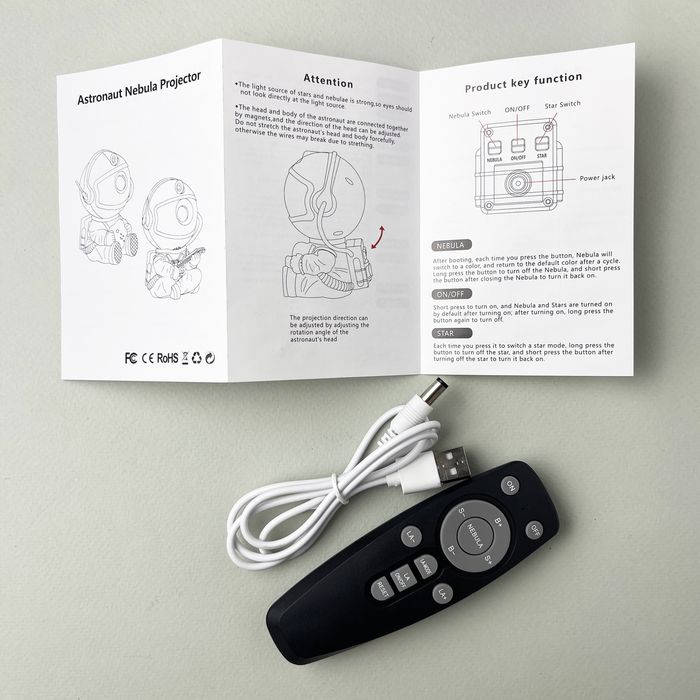 Світильник-проектор Астронавт Nebula + пульт нічник дитячий