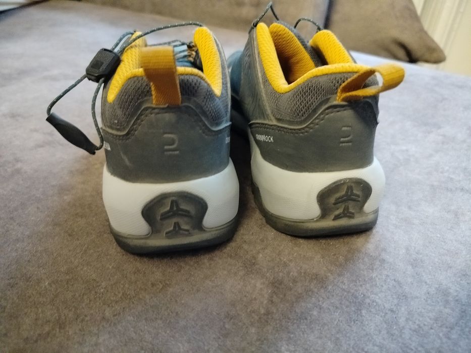 buty trekkingowe Quechua rozm. 38 jak nowe