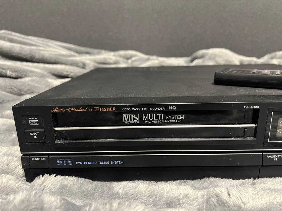 Відеомагнітофон Fisher FVH-U906