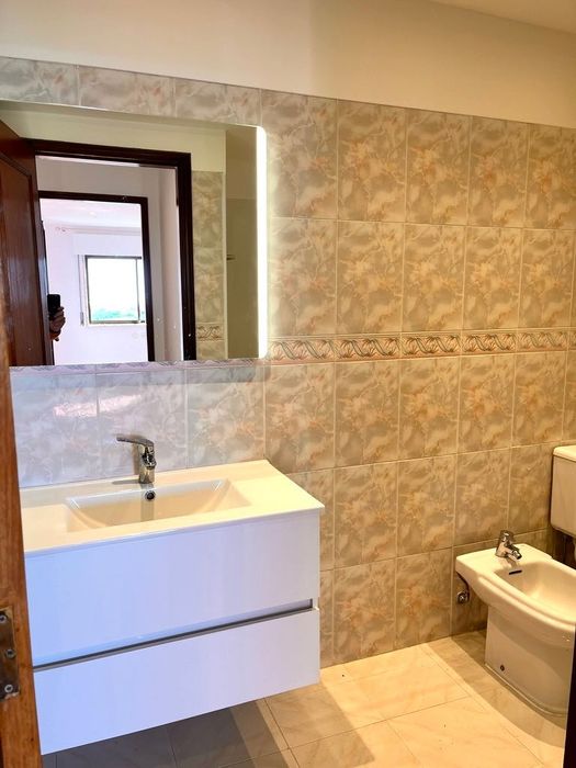 T2 Renovado | Vista Mar & Golfe  | 9.º Andar | Junto ao Taguspark