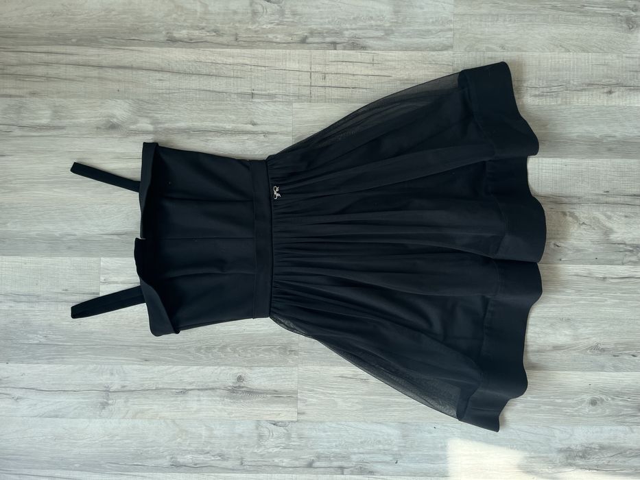 Czarna sukienka z tiulem Terry XS