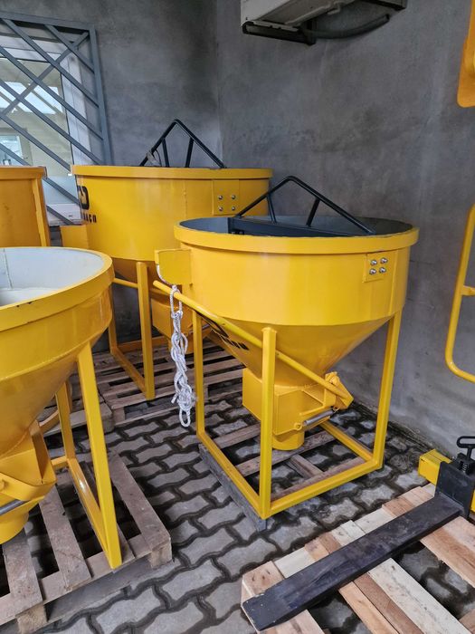 Balde Betão / MANGA / TRENÓ / CALEIRA - NOVO