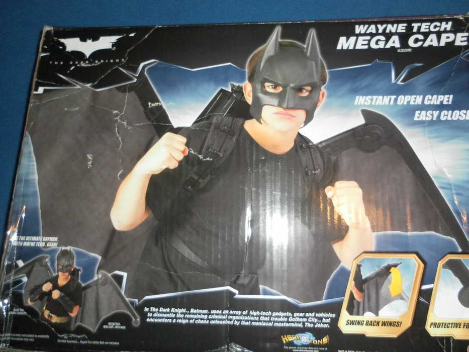 Asas e mascara carnaval Batman. (ver desconto no texto)