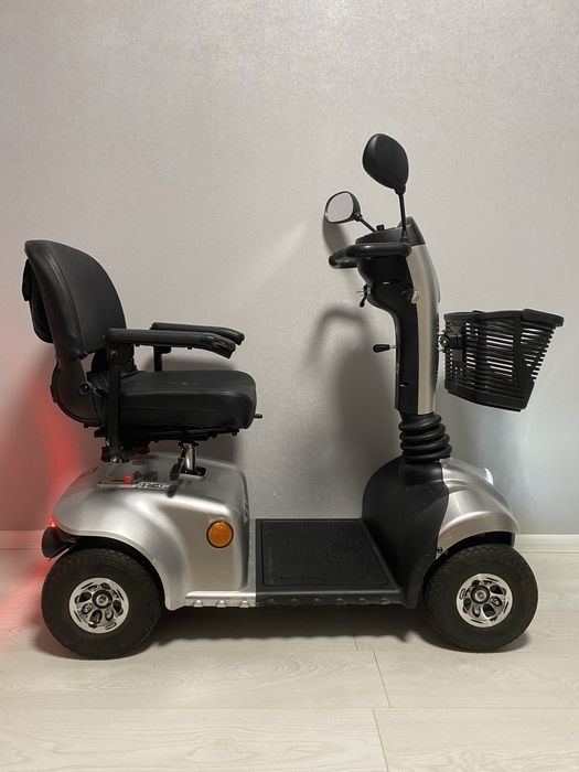 Електро скутер Eris