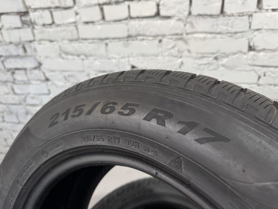 Зимові шини Pirelli 215/65 R17
