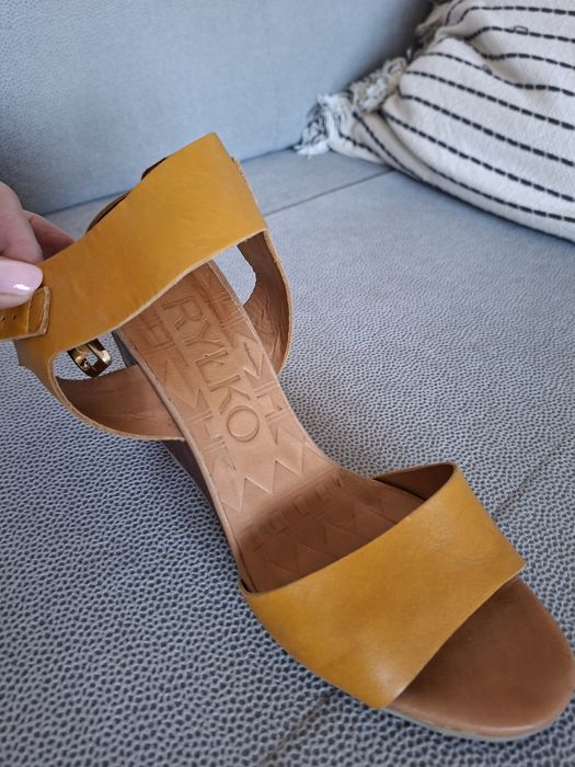 Buty damskie sandały