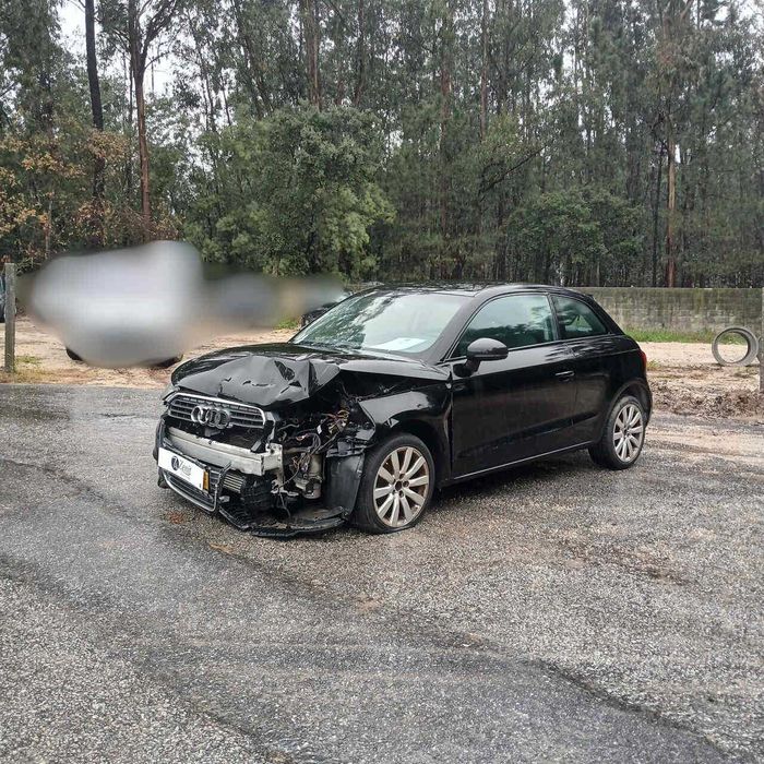 Audi A1 1.6TDI de 2015 - Peças Usadas