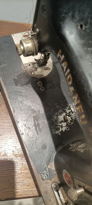 Maquina de costura antiga marca Haid & Neu
