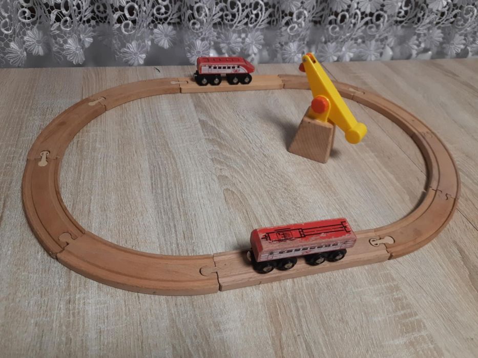 Tory drewniane Ikea plus wagoniki