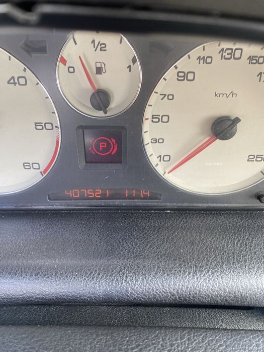 Peugeot 607 2.2 HDI 136cv Executive Full Extras - Cabedal / Bimassa Novo / Barato