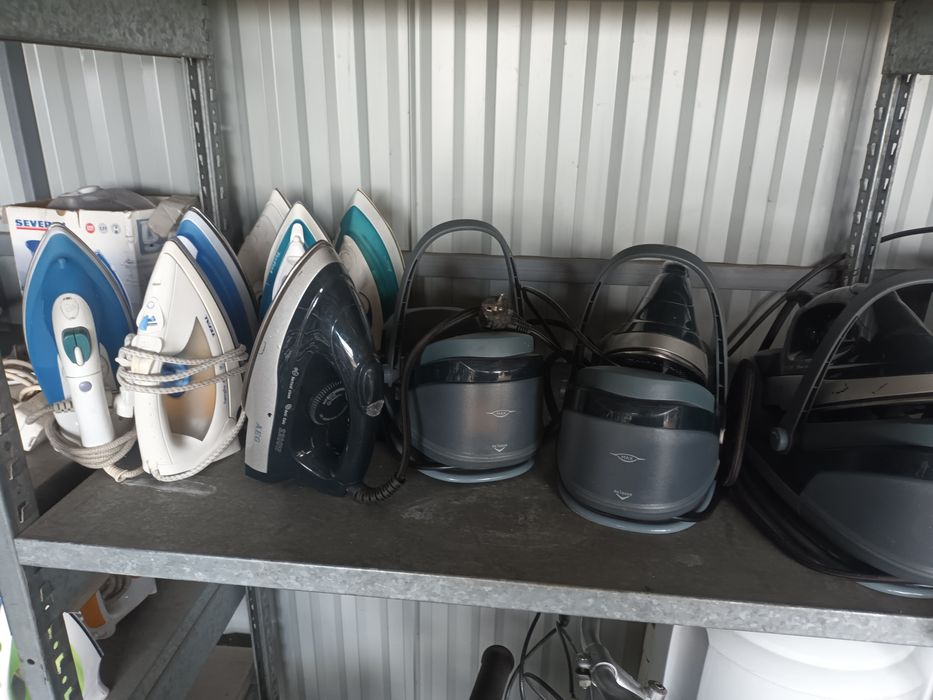 Праски з відпарювачем з Німеччини