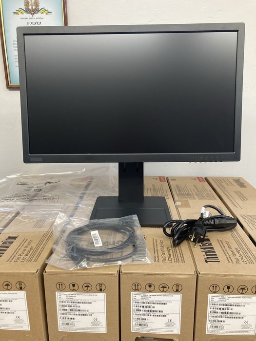 Монітор Lenovo з грантією