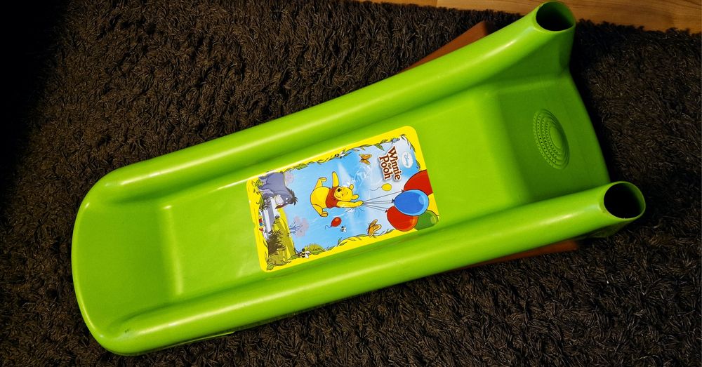 Горка пластмассовая детская