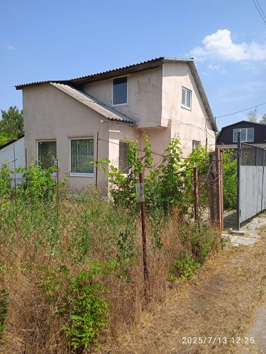 Продам дачу в Партизанском.
