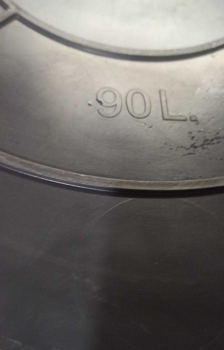 Продам ёмкость строительную 90 л