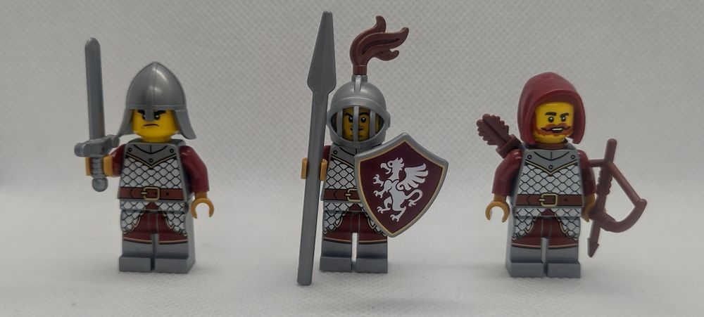 Pakiet 3 rycerzy Lego herbu Gryfa