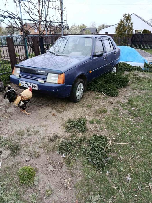 Продам машину                                     Машина на ходу