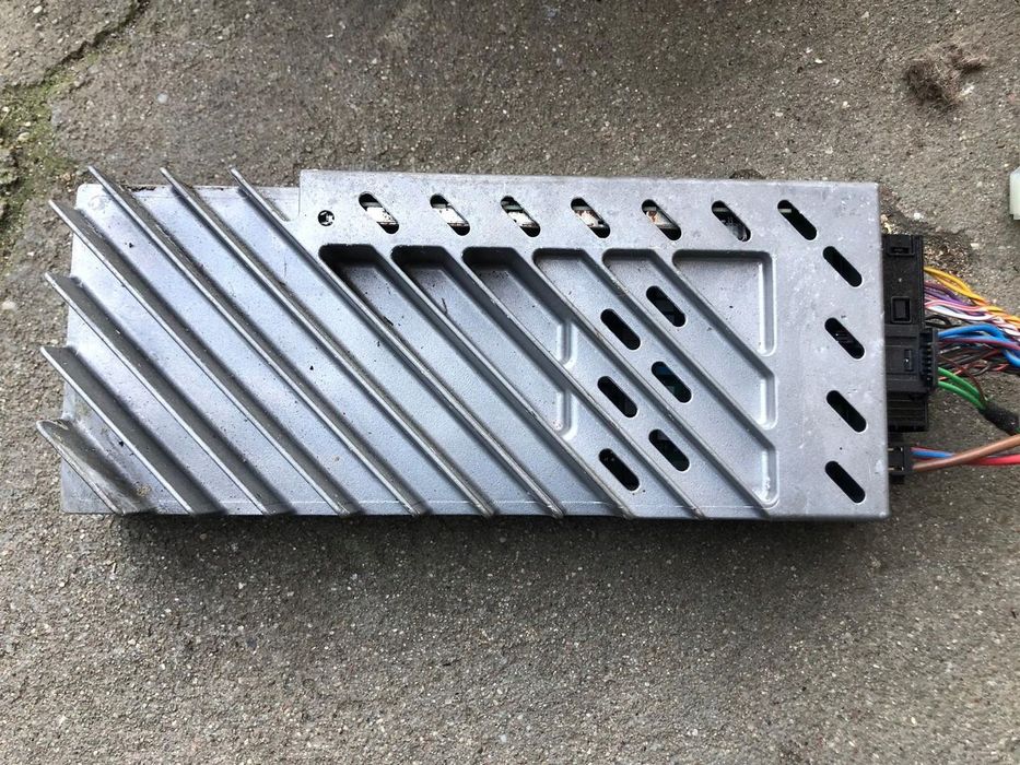 BMW F06 F07 F11 F12 WZMACNIACZ HIFI Harman Kardon 65129261703