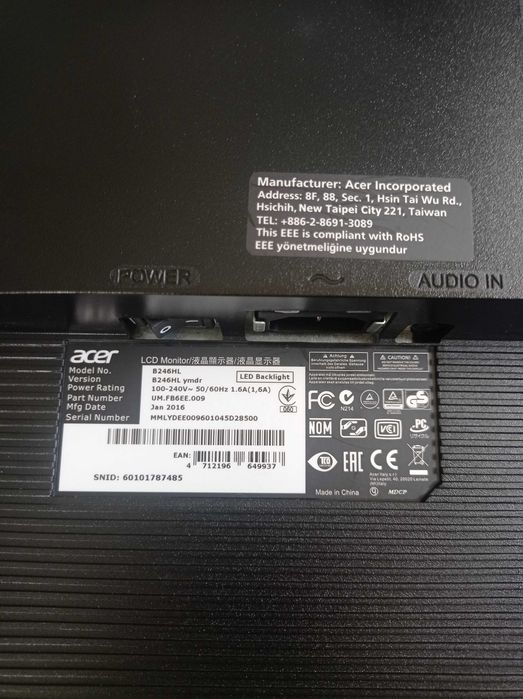 3 x Monitor Acer 24"