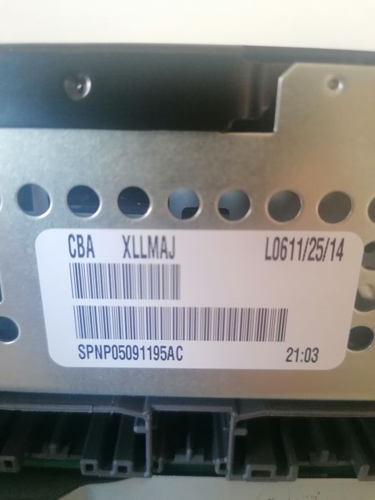 Продам штатну автомагнітолу  з Jeep Patriot