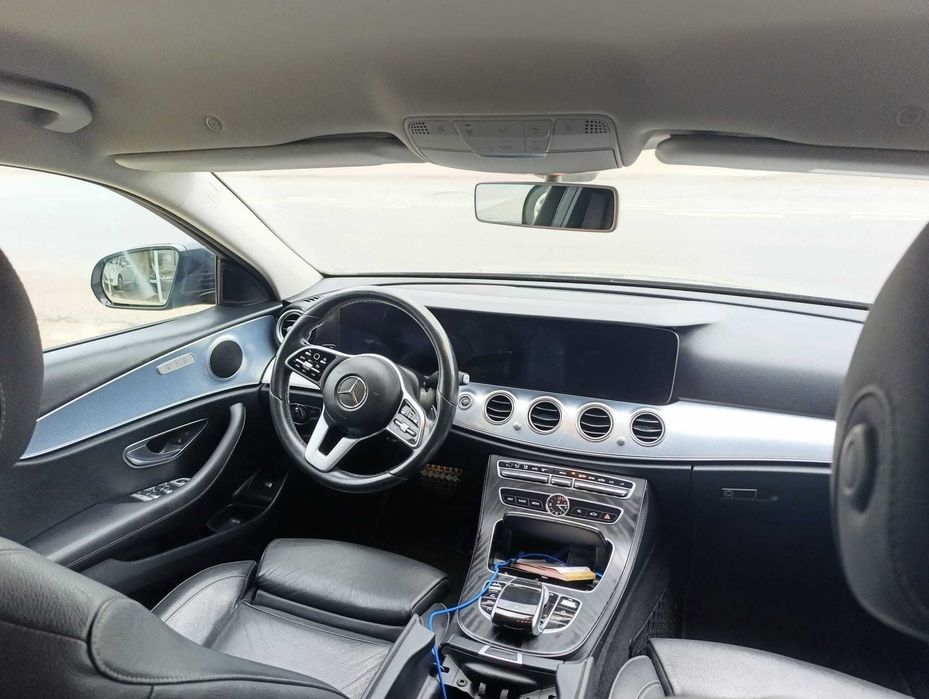 Mercedez-Benz E220 D AMG