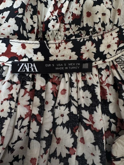 Плаття Zara