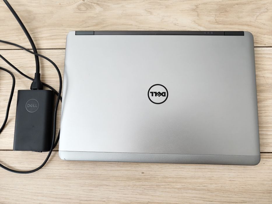Laptop Dell Latitude E7440 Intel Core i7, 16 GB RAM + ładowarka