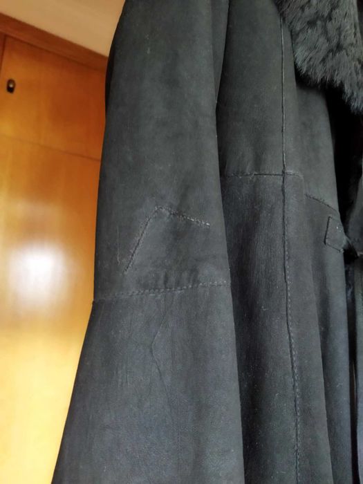 Casaco preto em pele genuína - Tamanho S
