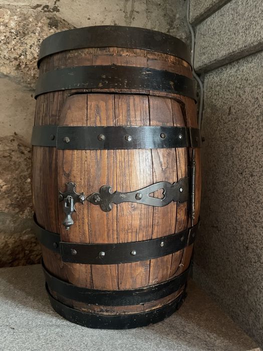 4 pipos barris antigos em madeira, decorativos