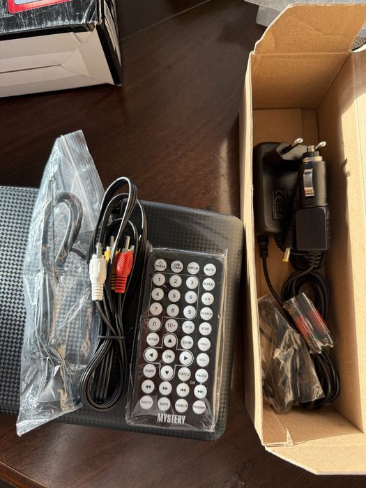 Портативний DVD плейєр Mystery Home