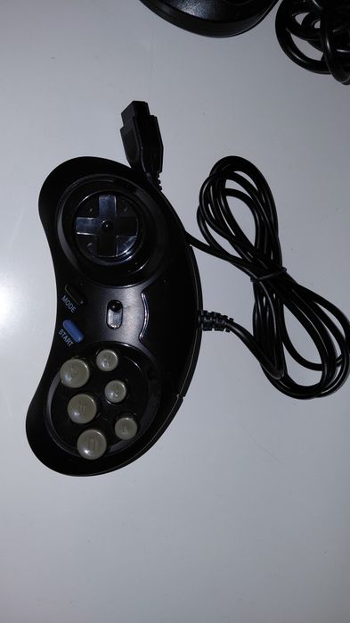 Геймпади 2шт для Sega