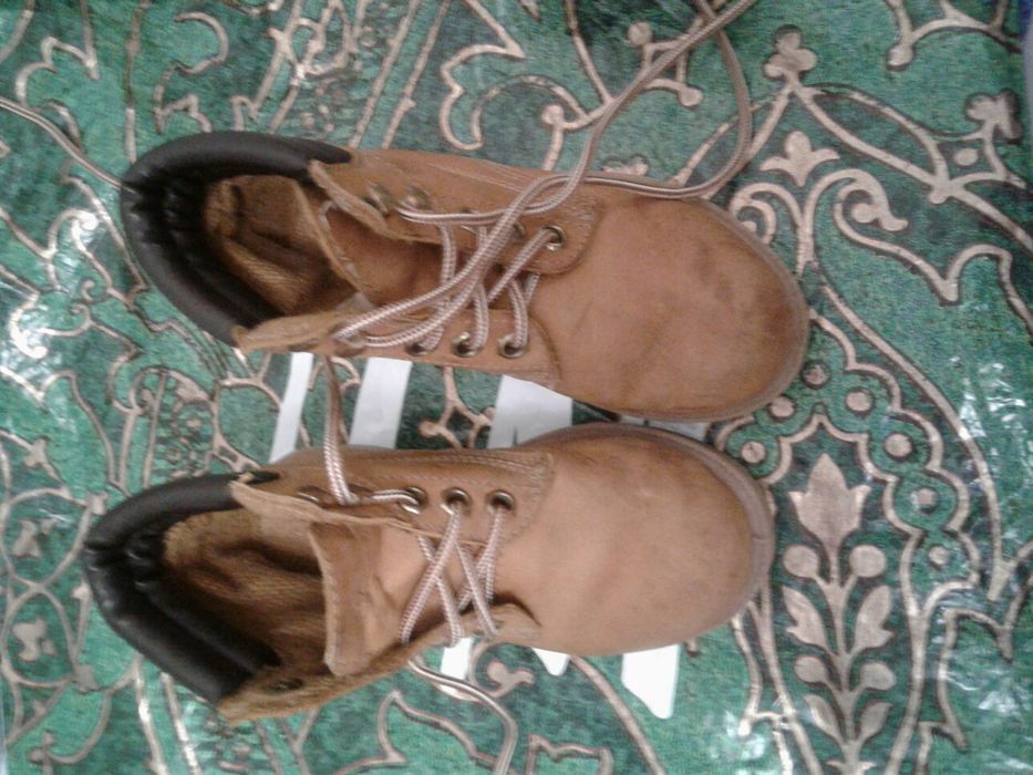 Дитячі осінні черевики .