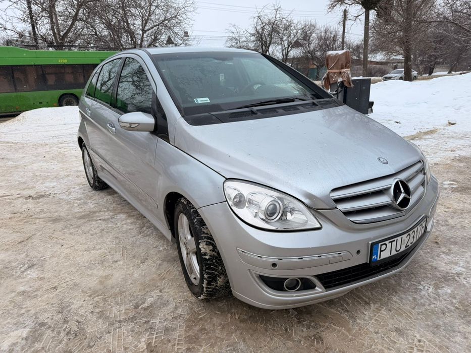 Mercedes benz b class