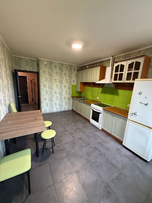 Продам повноцінну велику 1к квартиру, без комісіі