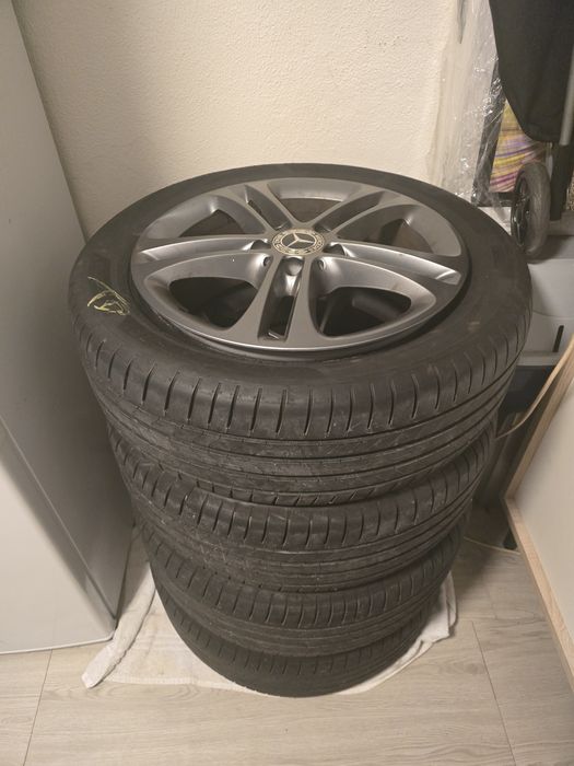 4 jantes mercedes com pneus