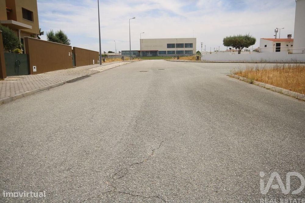 Terreno em Almeida de 550,00 m2