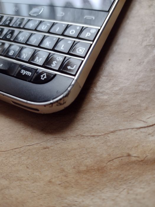 Jak nowy,telefon Blackerry Classic Q20