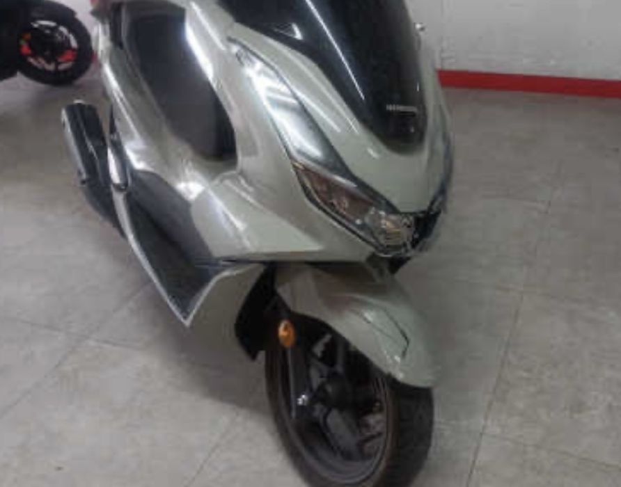 Honda PCX 125 9mil klms