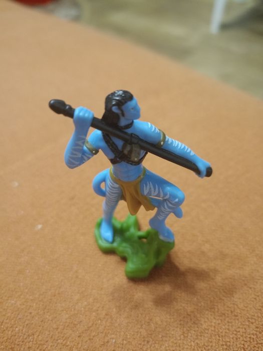 Киндер з мультика  Леді Бак та Аватар