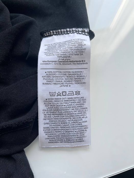 Жіноча футболка  Nike size S