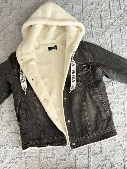 Джинсова куртка з хутром