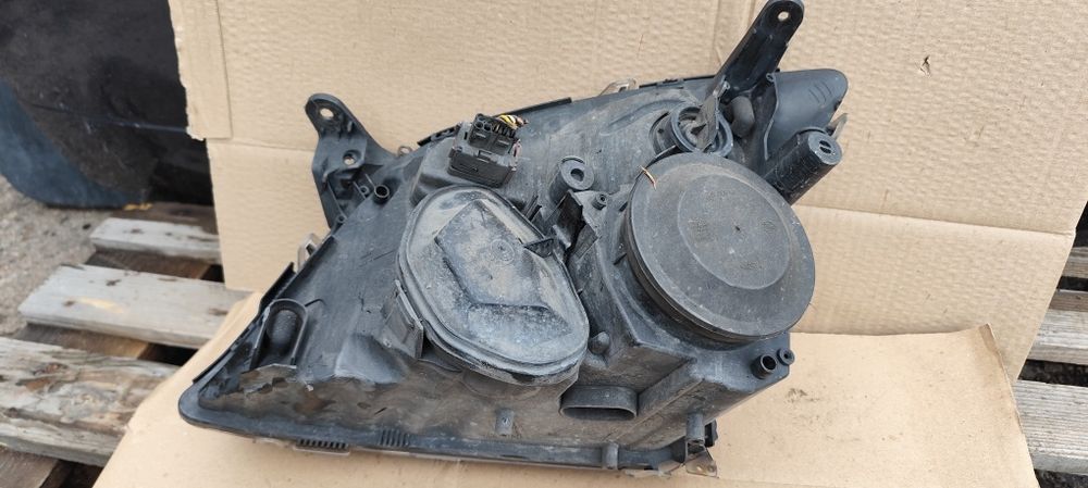 Opel Vectra C lampa przód prawa lewa komplet