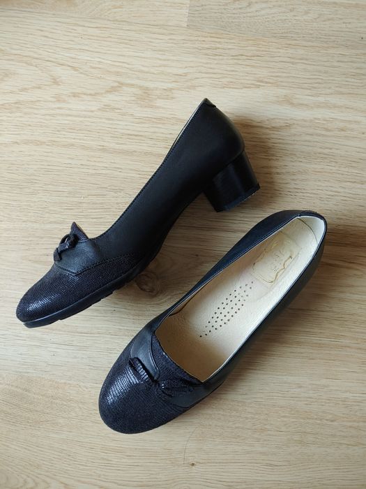 Sapatos de salto, tamanho 38, NOVOS