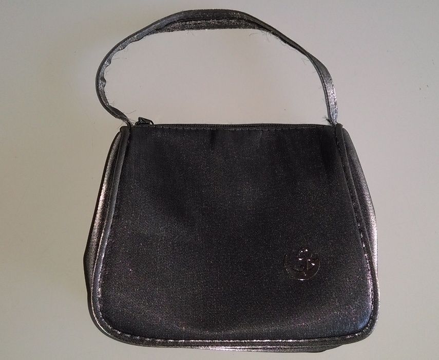 Torebka mała do ręki srebrna, śliczna, elegancka wesele impreza